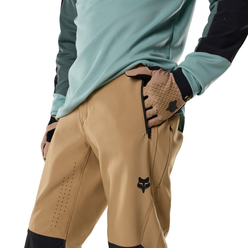 Defend Pant