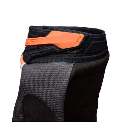 180 Draft Glove